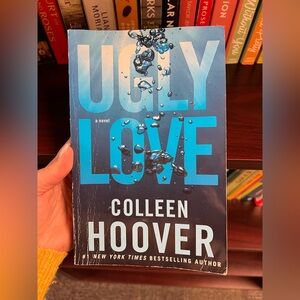 Ugly Love by Colleen Hoover Book